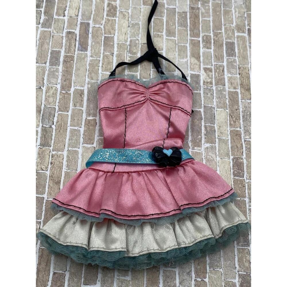 Barbie My Scene Dress~ Halter Pink Ruffled Silver Hem /Blue Heart Belt BC5